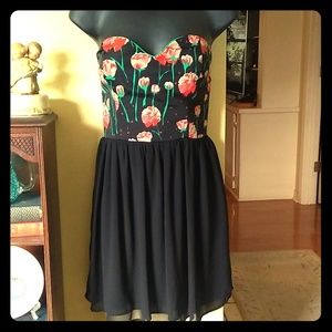 Gianni Bini strapless dress